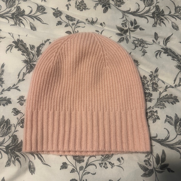COPY - Nordstrom cashmere beanie - Picture 1 of 2